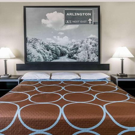 Super 8 By Wyndham Arlington Near At&T Stadium Екстериор снимка