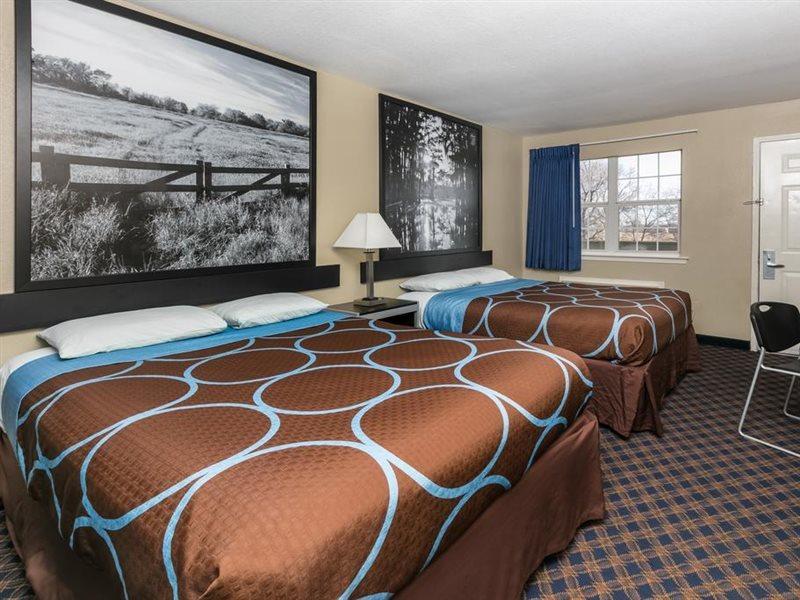 Super 8 By Wyndham Arlington Near At&T Stadium Екстериор снимка