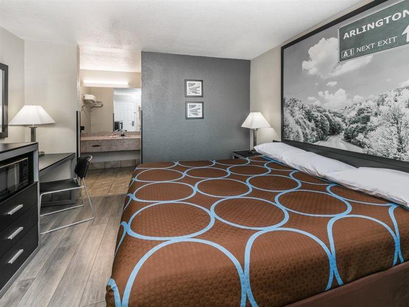 Super 8 By Wyndham Arlington Near At&T Stadium Екстериор снимка
