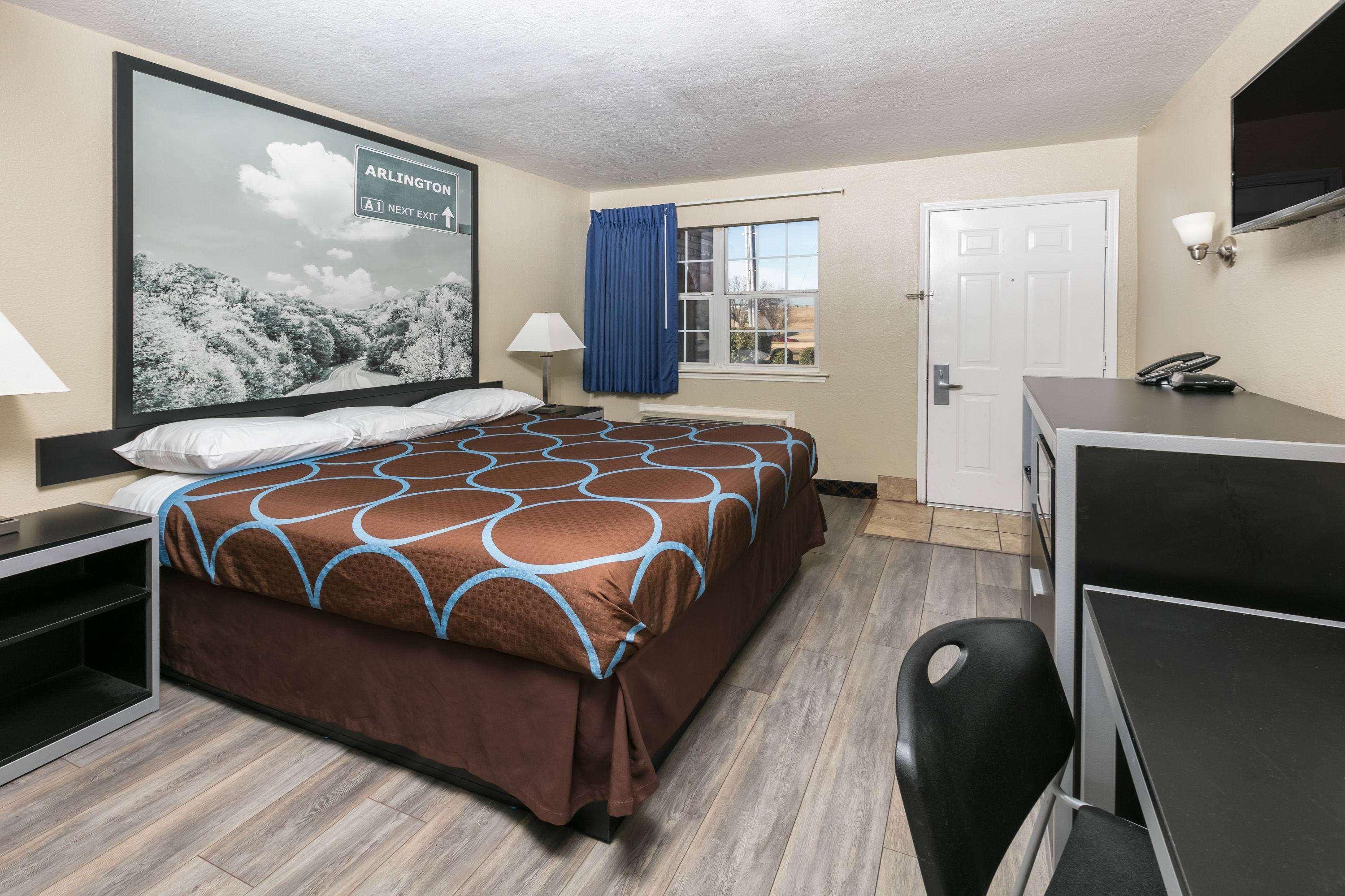 Super 8 By Wyndham Arlington Near At&T Stadium Екстериор снимка