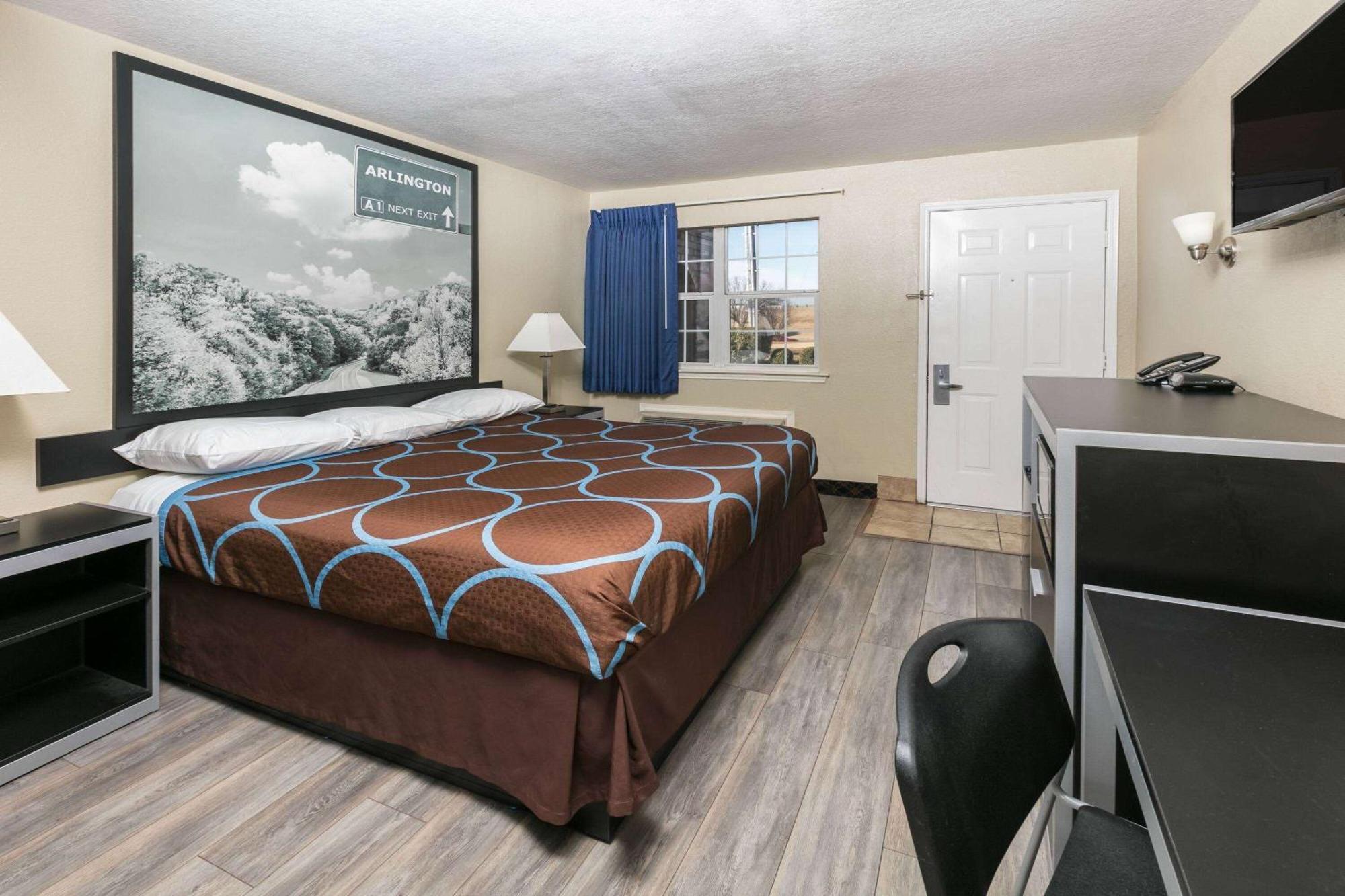 Super 8 By Wyndham Arlington Near At&T Stadium Екстериор снимка