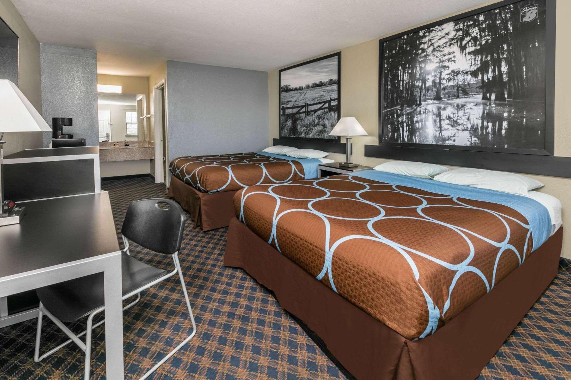 Super 8 By Wyndham Arlington Near At&T Stadium Екстериор снимка