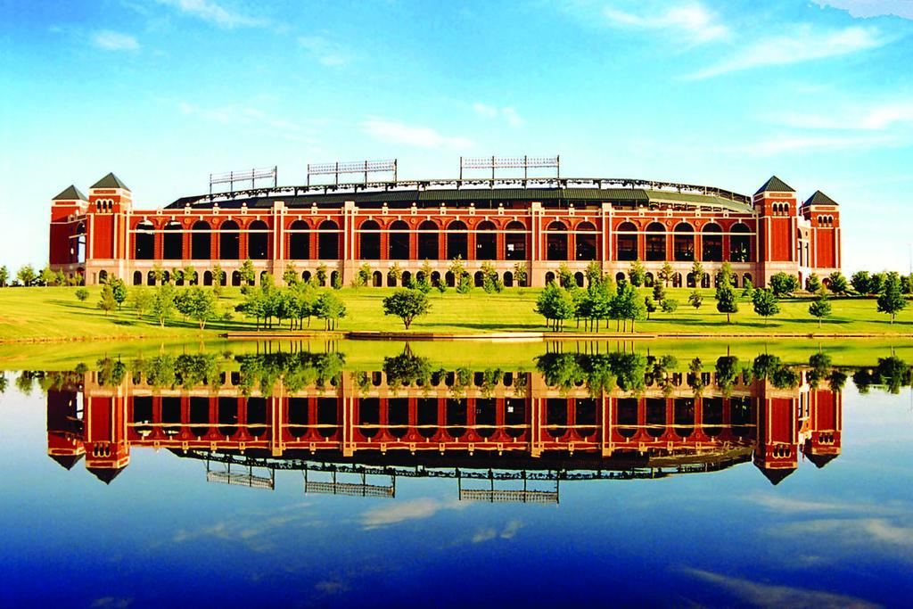 Super 8 By Wyndham Arlington Near At&T Stadium Екстериор снимка